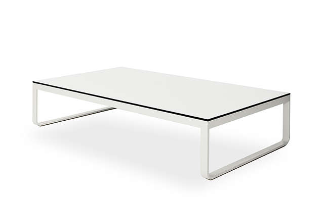 Clovelly - Coffee Table / Jesse