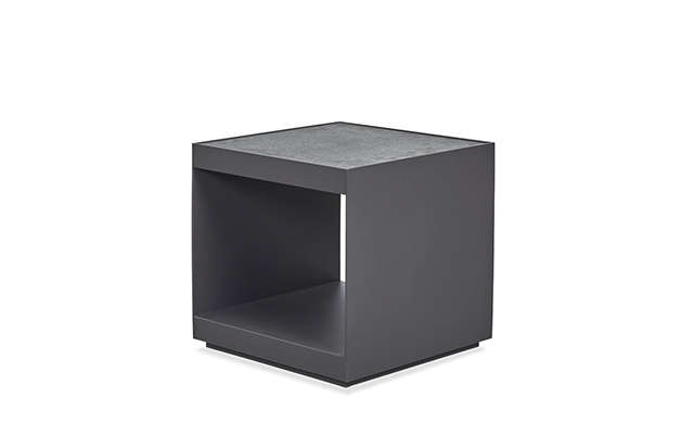 Macquarie - Side Table / Harbour Outdoor