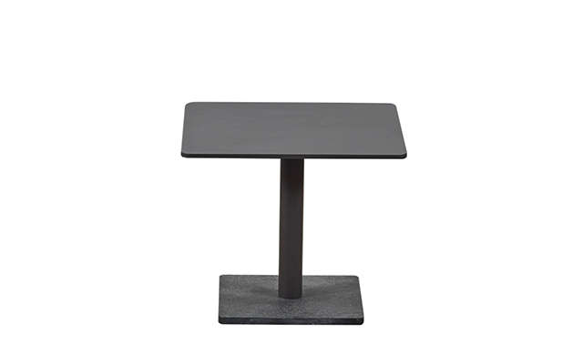 Madison - Square Side Table / Harbour Outdoor
