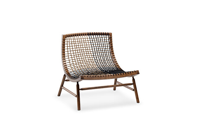 Sitar - Lounge Chair / Saba Italia